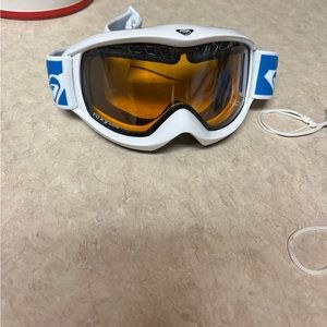 Roxy Snowboarding Goggles
